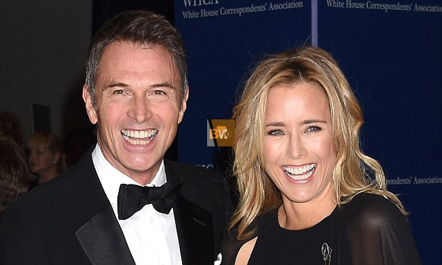 Tea Leoni and Tim Daly